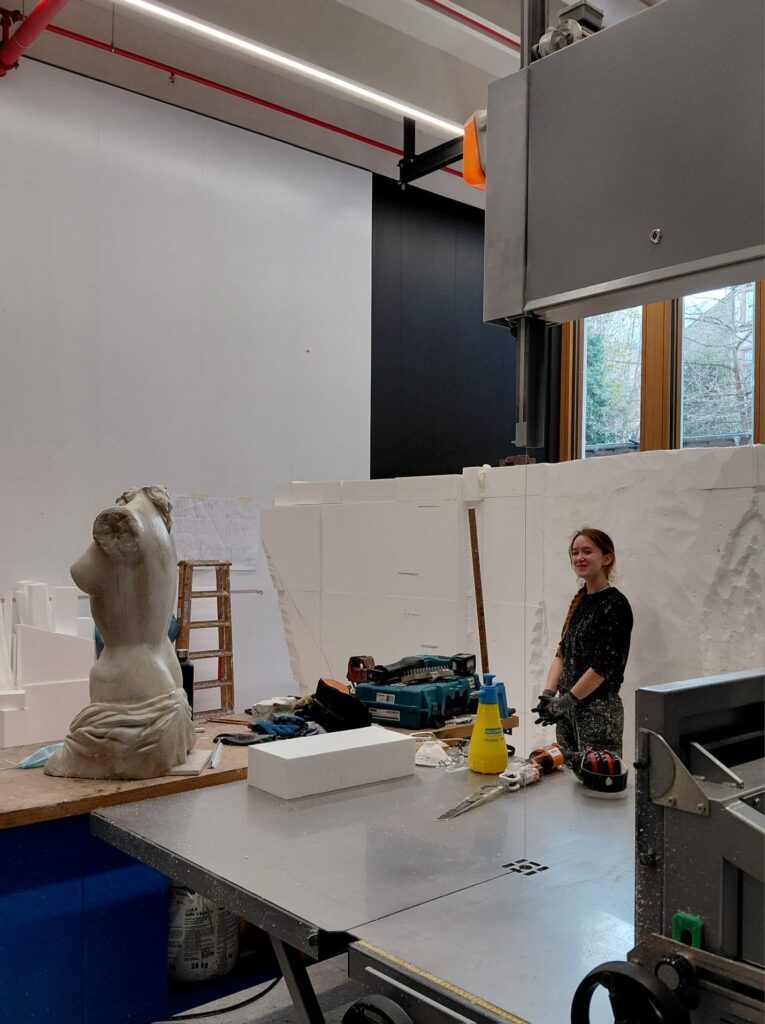 9a5492f9-45bc-44bd-9de5-3abcf7f42b9d-765x1024