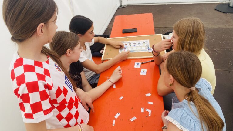 Spannender Forschertag: Klasse 7b bei der Explore Science 2026